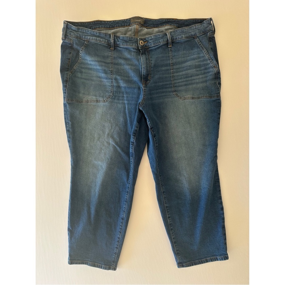 Torrid Cropped Jeans size 26R